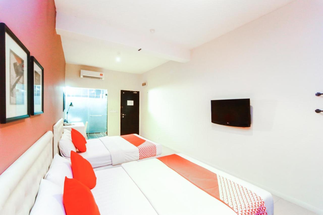 Oyo 777 Epal Hotel Кота-Кинабалу Экстерьер фото